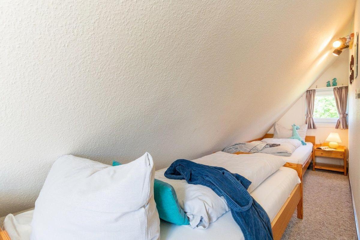 Am-Hohen-Ufer-Reetdach-Haus-Ocean-Breeze-136 Villa Grossenbrode Ngoại thất bức ảnh