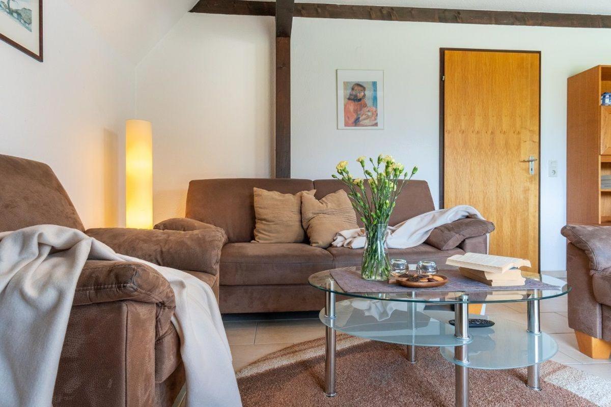 Am-Hohen-Ufer-Reetdach-Haus-Ocean-Breeze-136 Villa Grossenbrode Ngoại thất bức ảnh