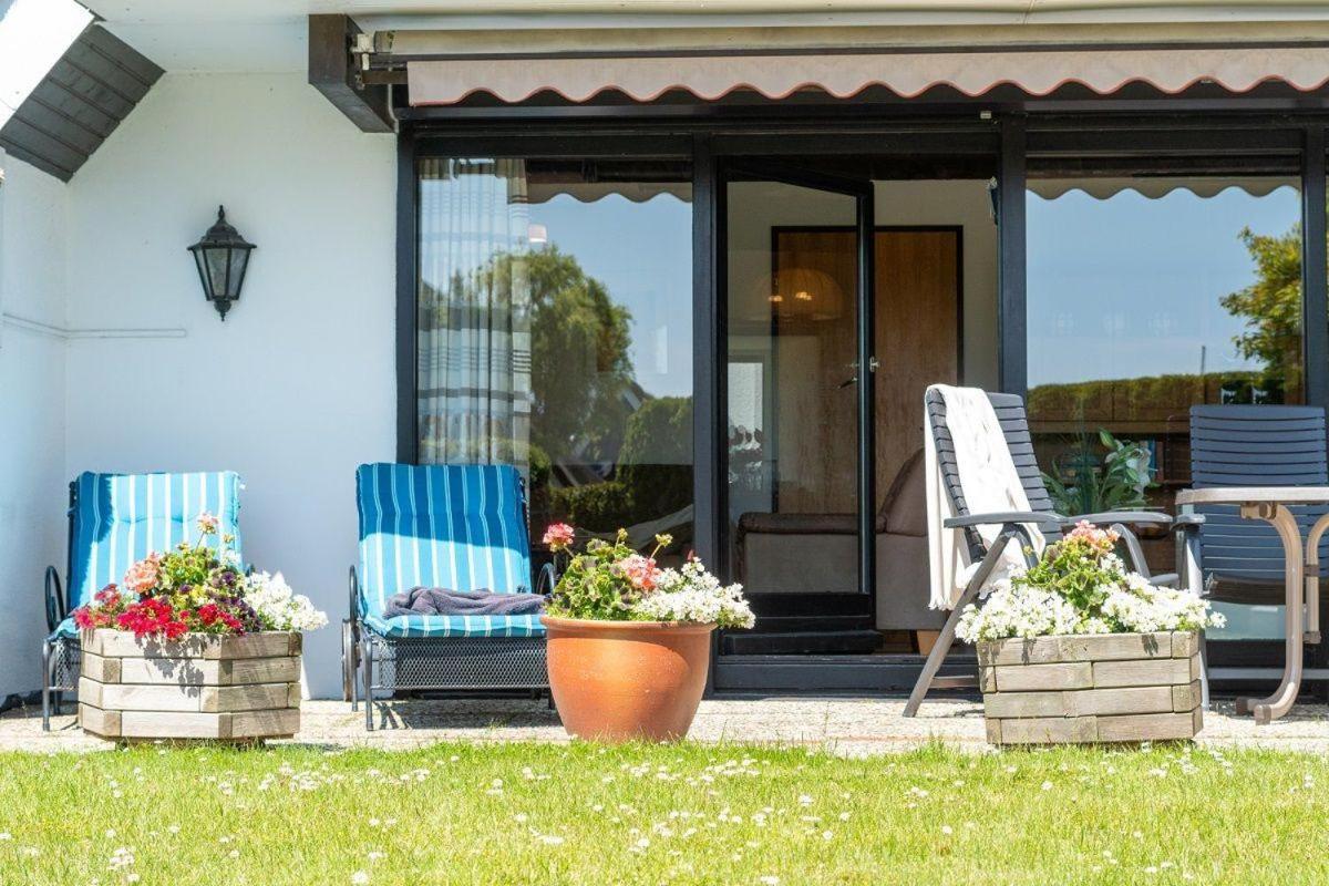 Am-Hohen-Ufer-Reetdach-Haus-Ocean-Breeze-136 Villa Grossenbrode Ngoại thất bức ảnh